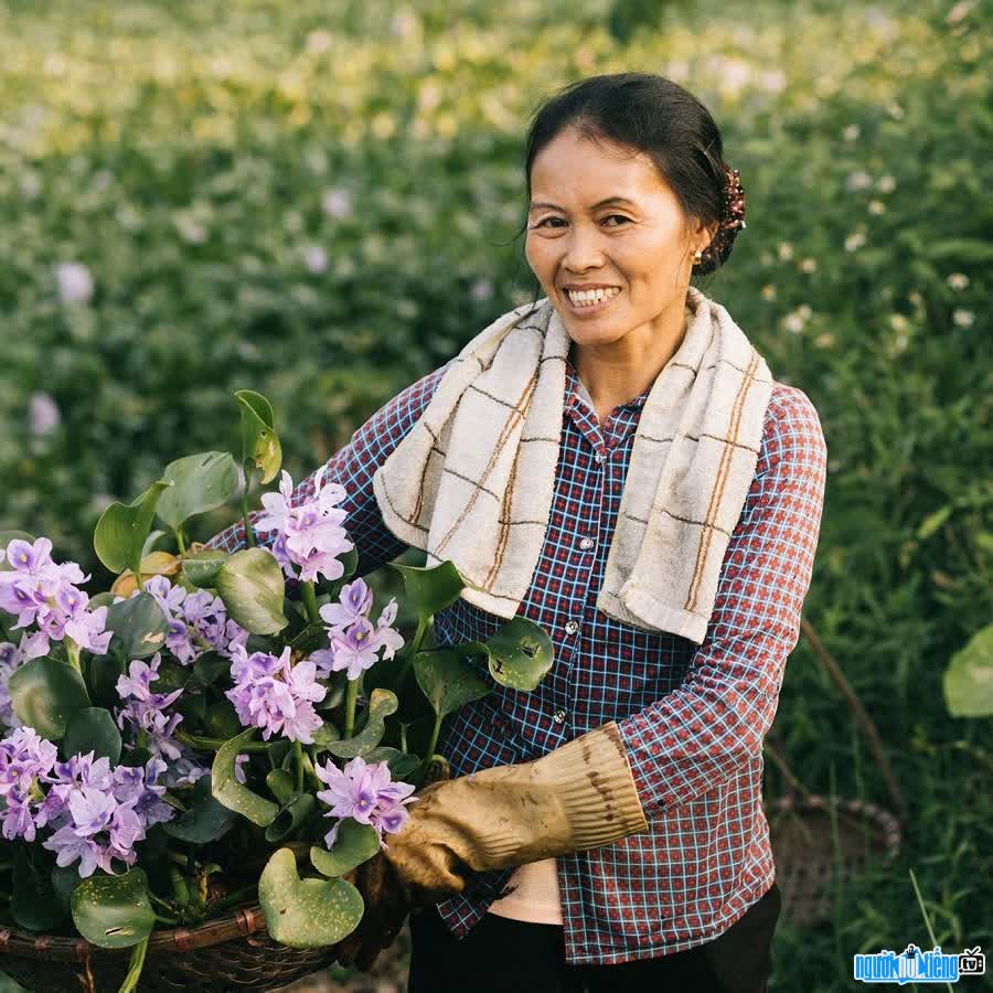 Kênh Youtube Ẩm Thực Mẹ Làm chia sẻ cuộc sống thôn quê