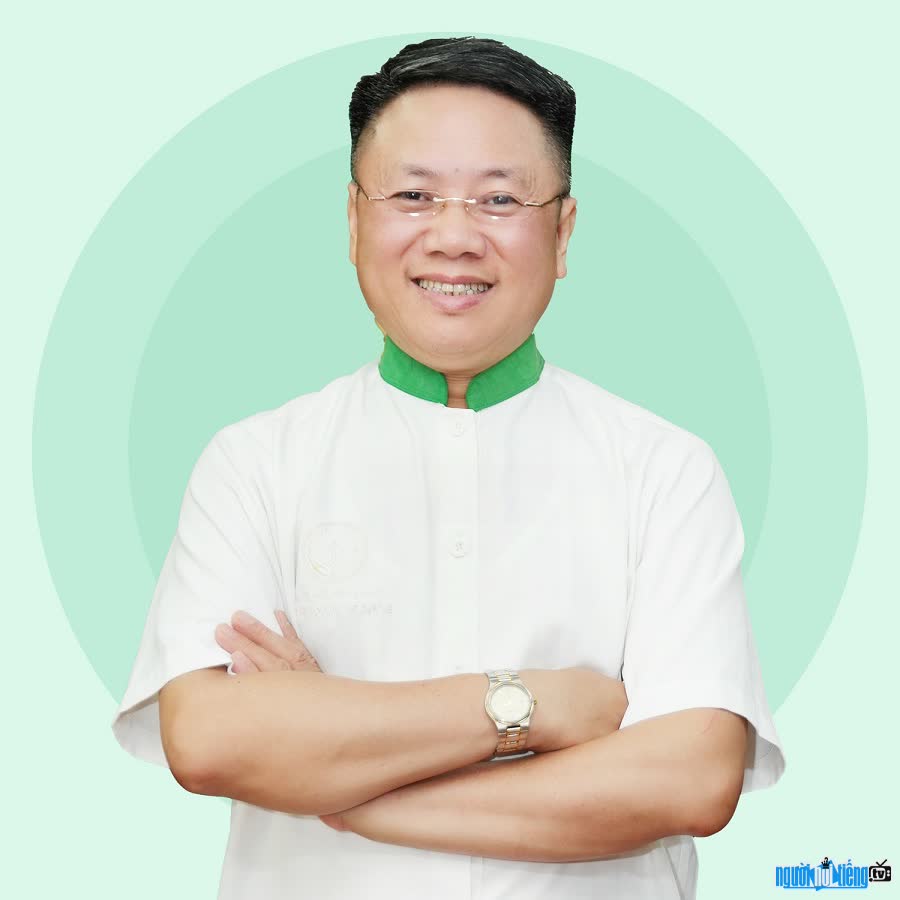 Chân dung bác sĩ Phùng Hải Đăng