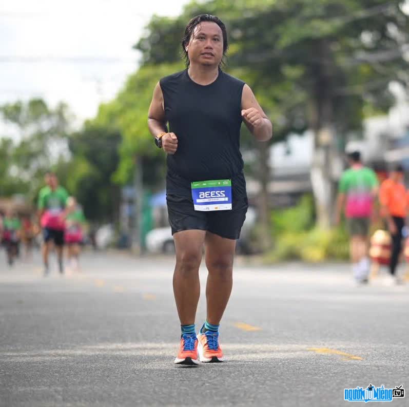 Hình ảnh CEO Trần Đình Bảo