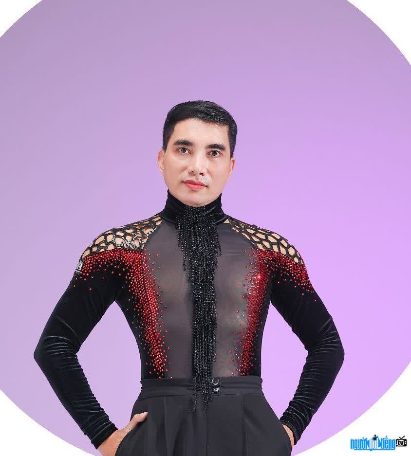 Hình ảnh VĐV Dancesport Phạm Trung Hòa