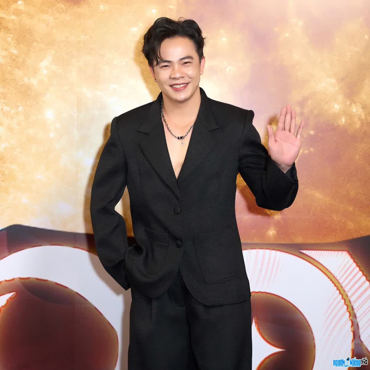 Hình ảnh MC Đức Tuyến