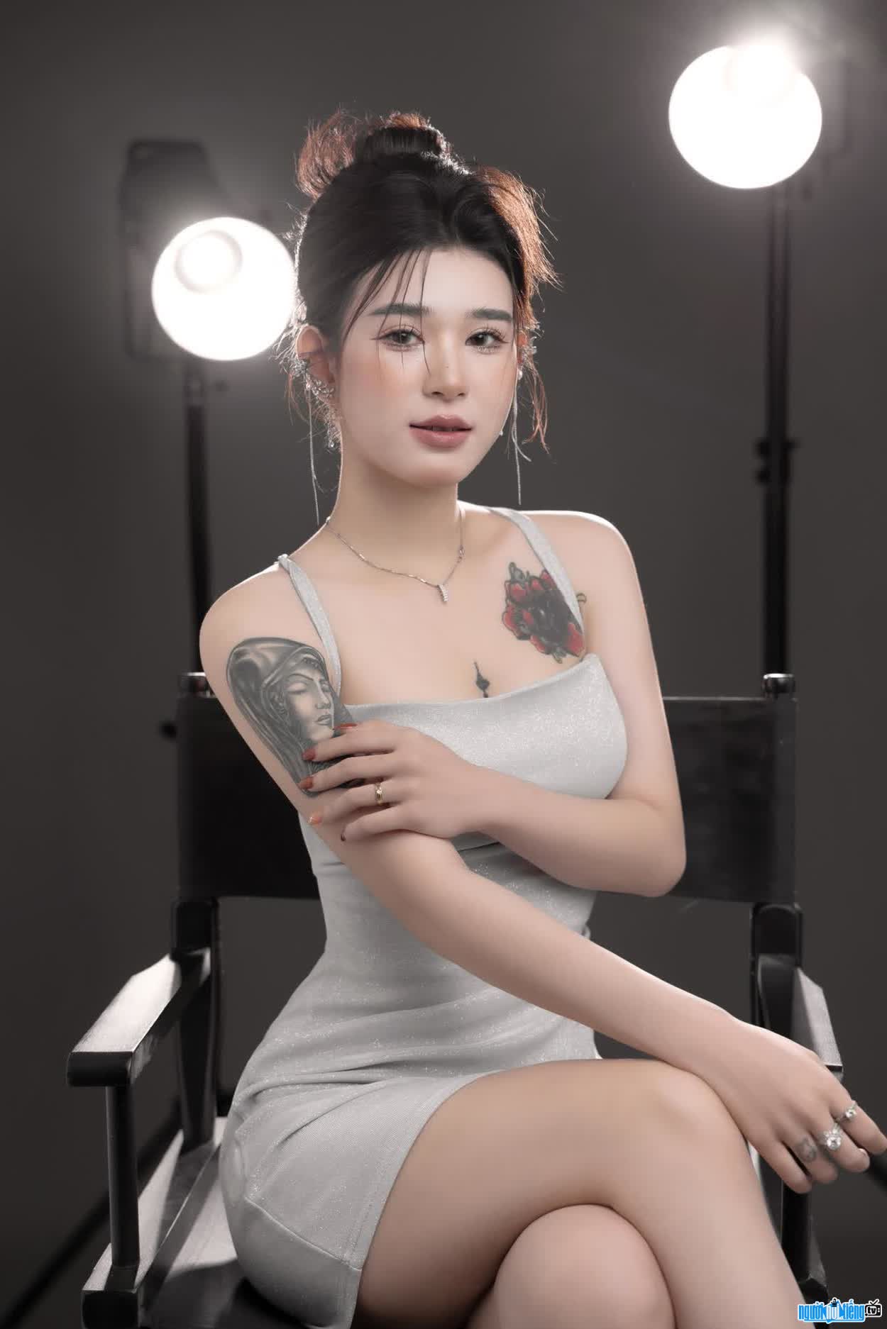 Hình ảnh ca sĩ Huỳnh Mộng Như