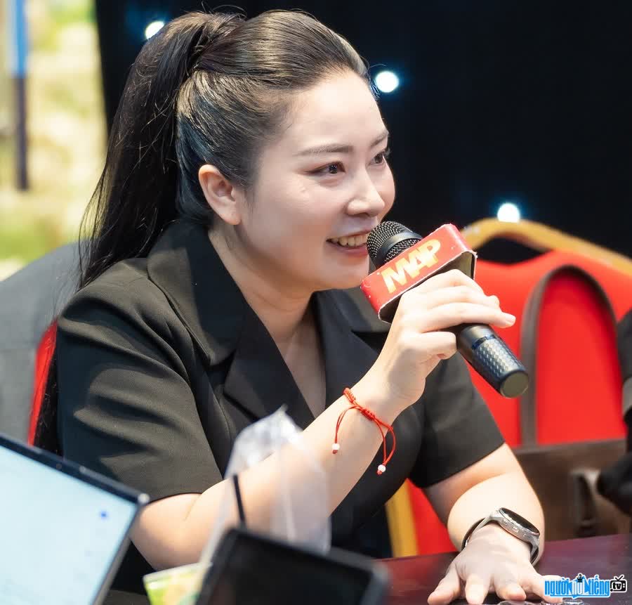 Chân dung diễn giả Đỗ Trương San San