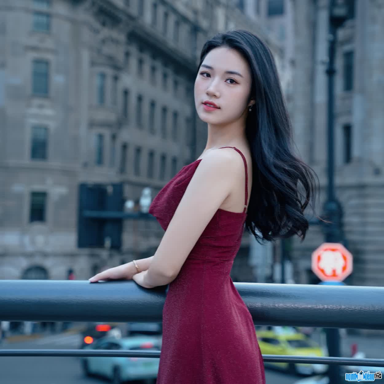 Hình ảnh MC Lan Chi đầy quyến rũ