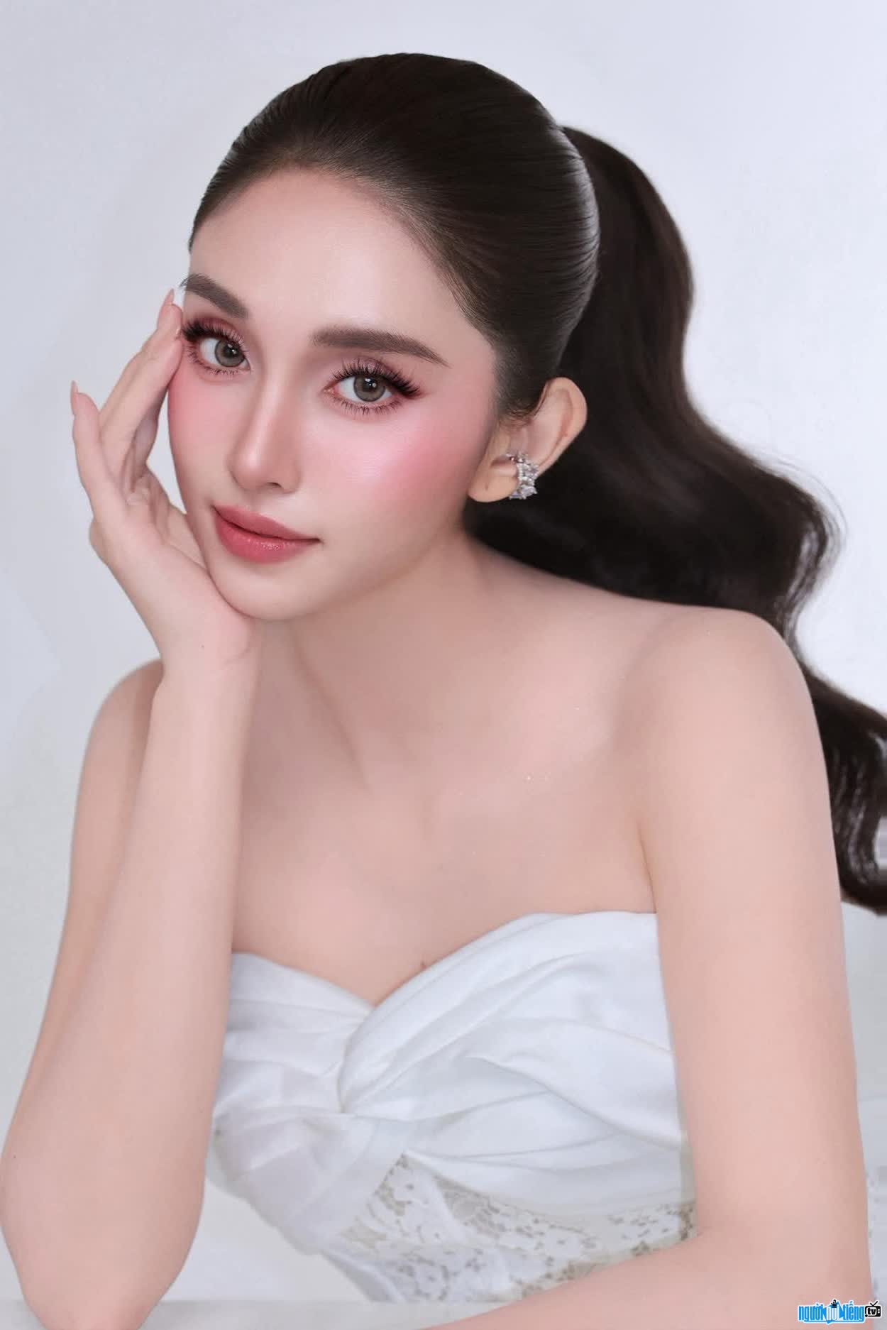 Hình ảnh xinh đẹp của Mai Gia Hân