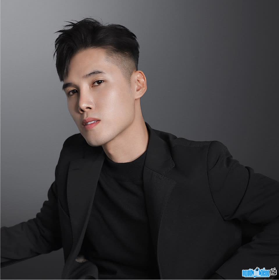 Hình ảnh Dương Tuấn Anh điển trai tài năng