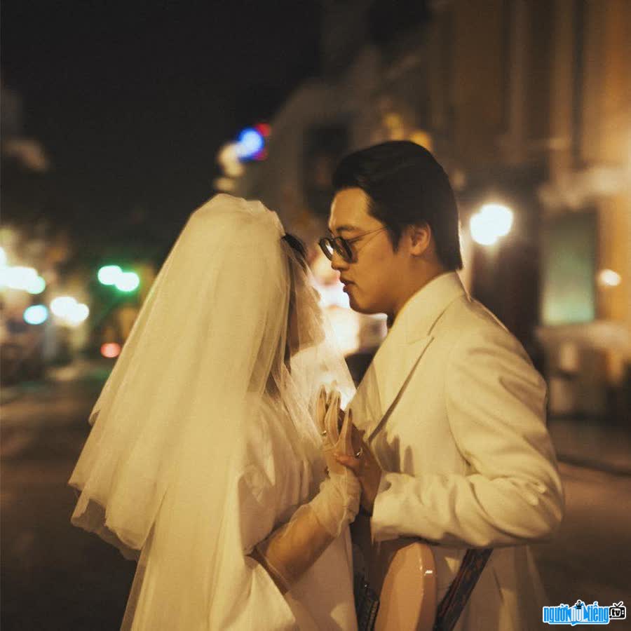 Khán giả mong chờ đám cưới của hai thành viên nhóm nhạc Minh Tốc & Lam