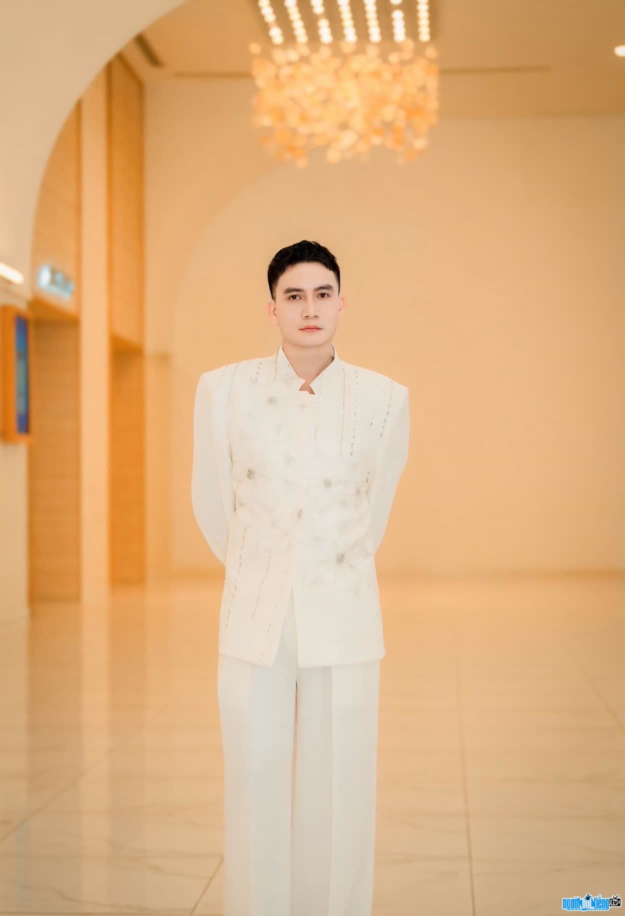 Hình ảnh mới nhất stylist Toản Trần