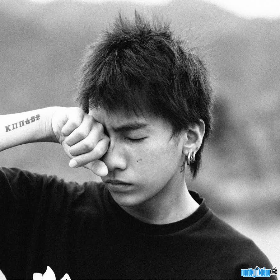 Ca sĩ Shiki - viên ngọc đang tỏa sáng