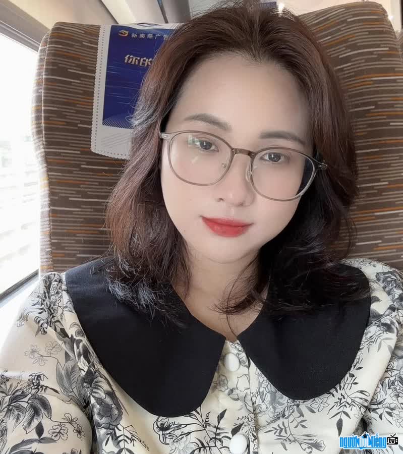 TikToker Lụa Nguyễn (Lụa Ở China) chia sẻ nhiều câu chuyện ý nghĩa