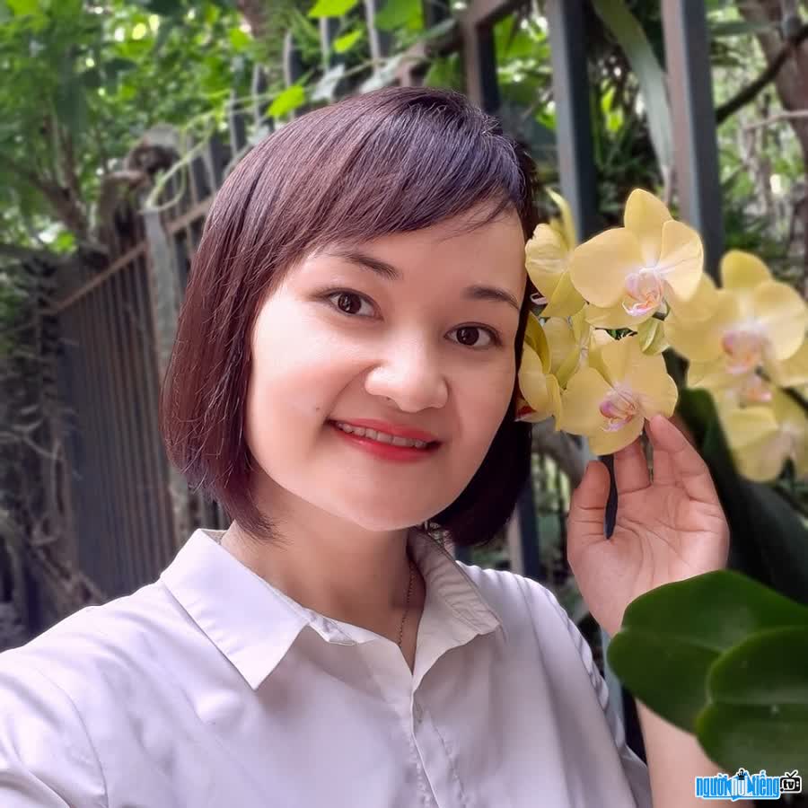 Nụ cười rạng rỡ của chuyên gia Nguyễn Thị Trang