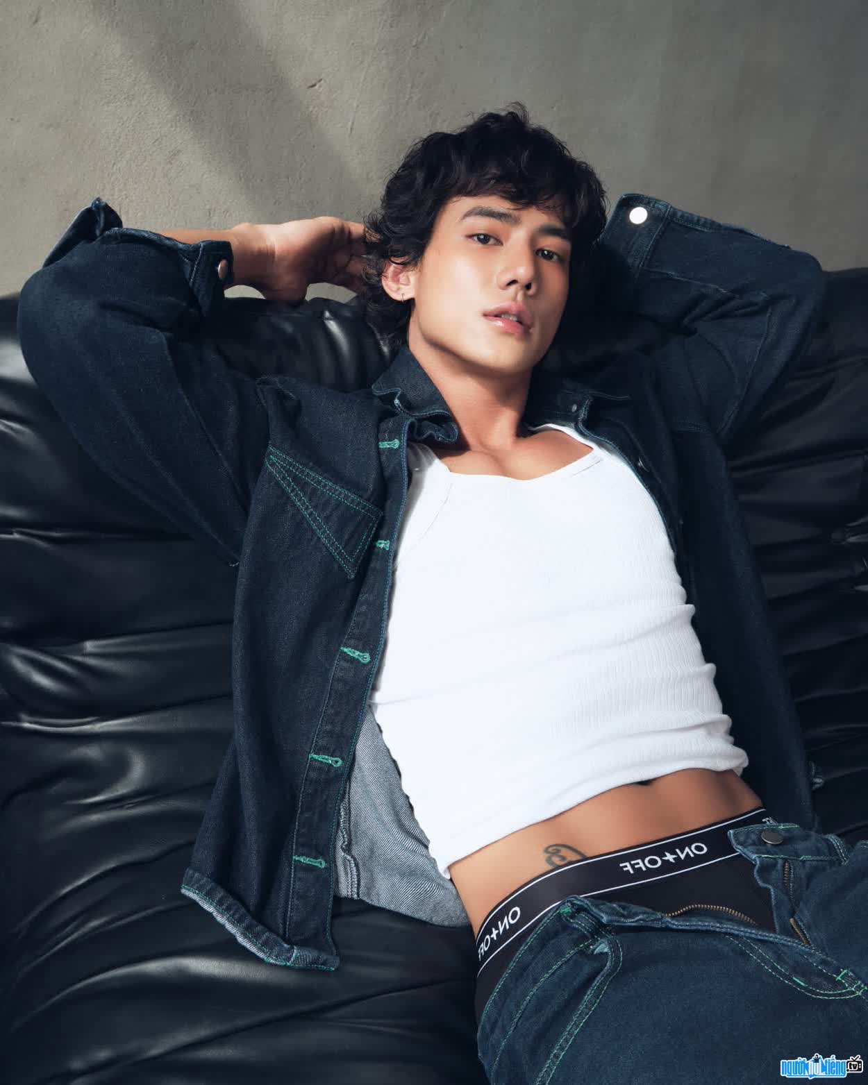  the latest image of Kendall Nguyen