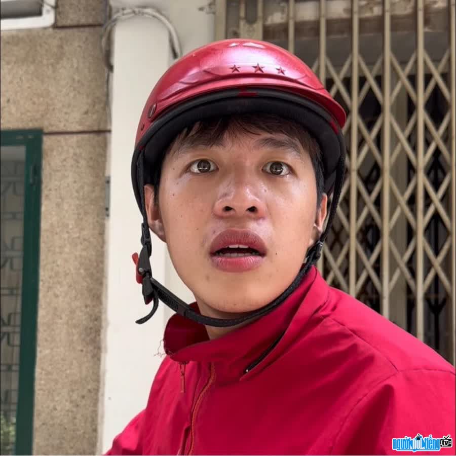 Biểu cảm hài hước của TikToker Tụ Sad