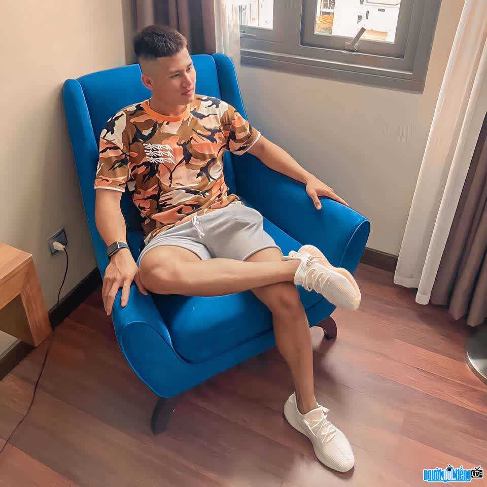 Hình ảnh Nguyễn Phi Hoàng ngoài đời thường