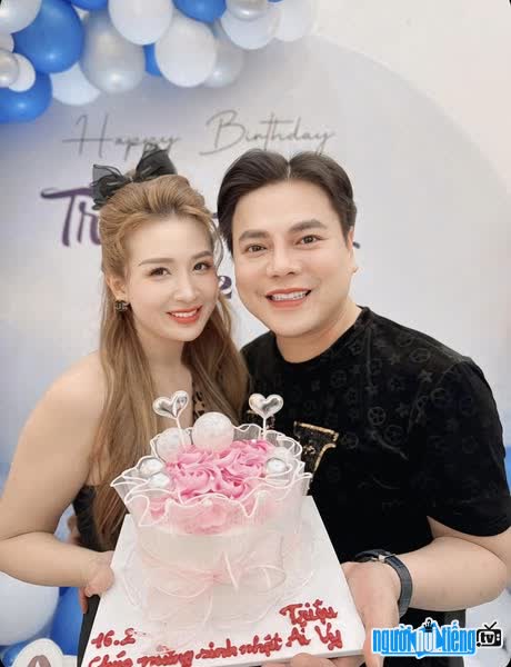 Hình ảnh ca sĩ Triệu Ái Vy mới nhất