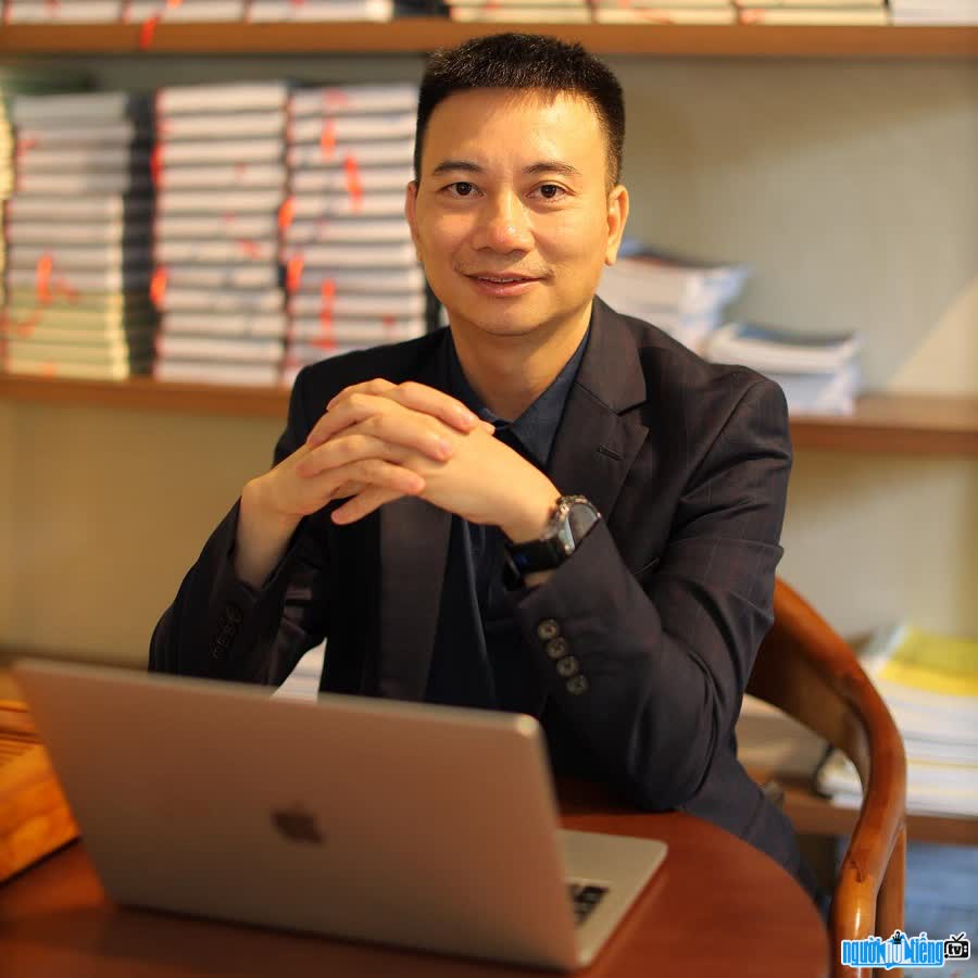 CEO Nguyễn Văn Hanh chia sẻ nhiều kiến thức kinh doanh và BĐS