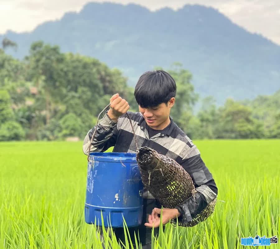 TikToker Dự Đông Bắc là nông dân thứ thiệt