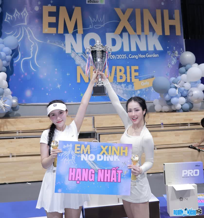 VĐV Pickleball Hoàng Hà Vy vô địch giải Em Xinh No Dink