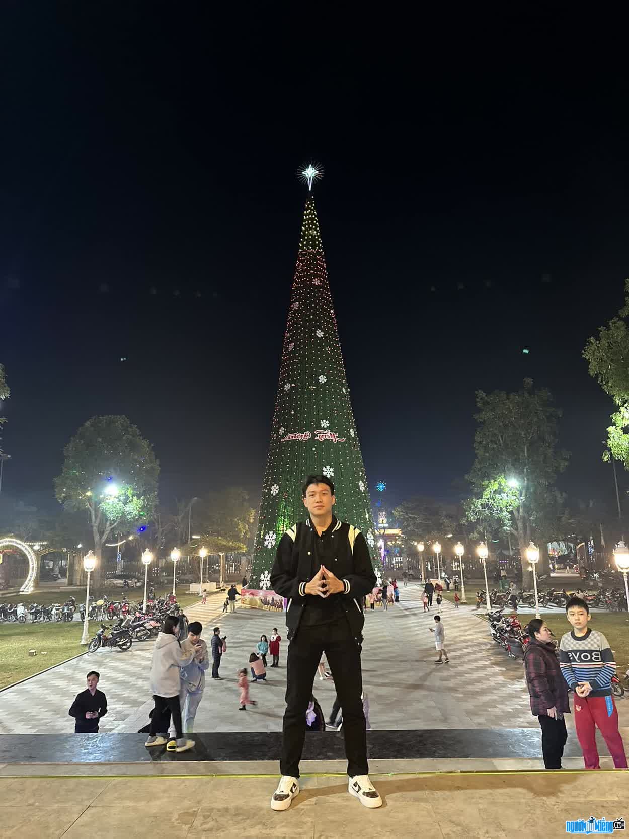 Hình ảnh Phan Xuân Đại điển trai
