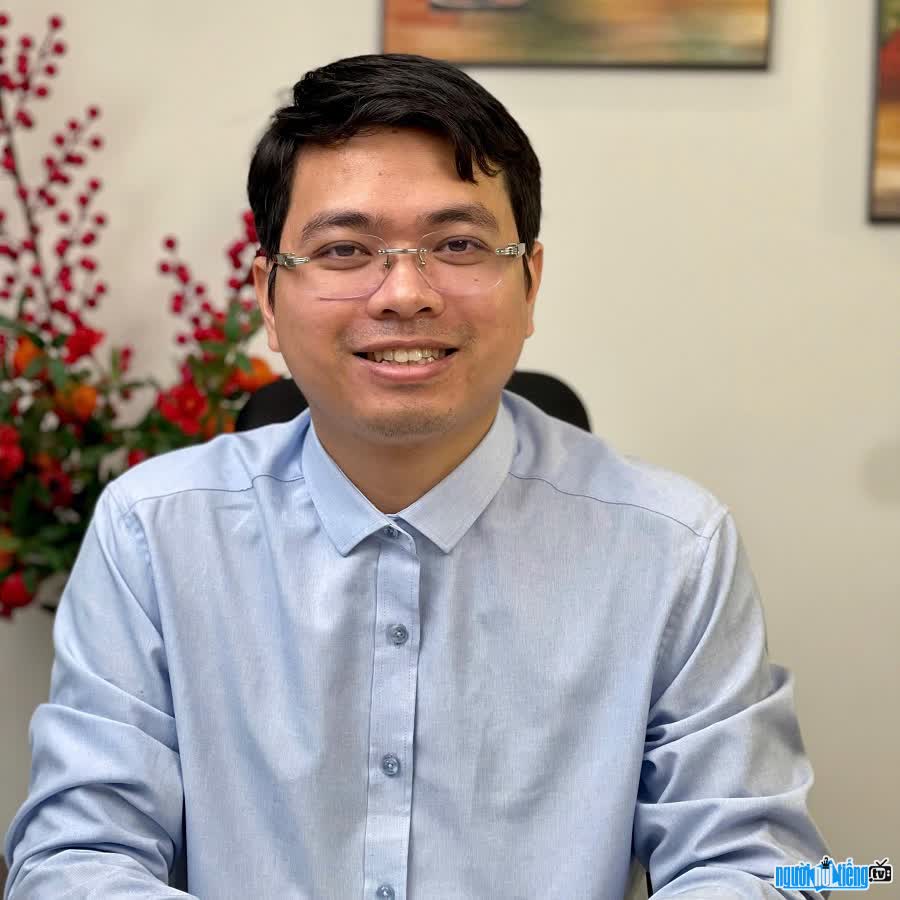 Bác sĩ Cao Xuân Hội (Bác sĩ Hội) đang công tác tại Bệnh viện Ung bướu Hưng Việt