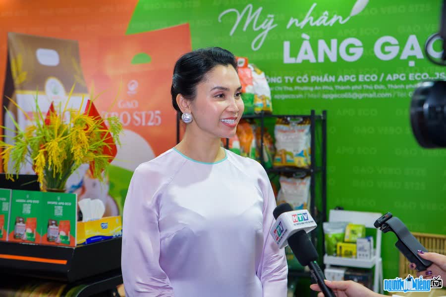CEO Linh Đặng là mỹ nhân làng gạo