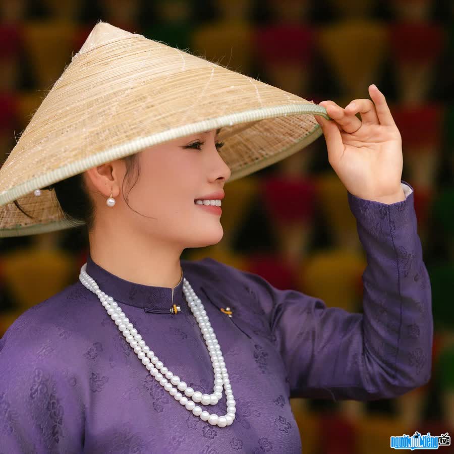 Bác sĩ Thu Phong hoạt động trong lĩnh vực Y học cổ truyền
