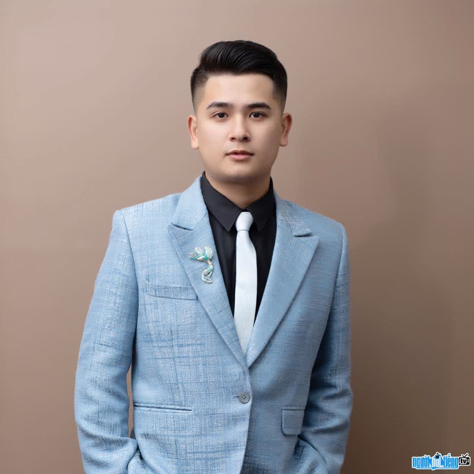 Hình ảnh mới nhất của Nguyễn Minh Long