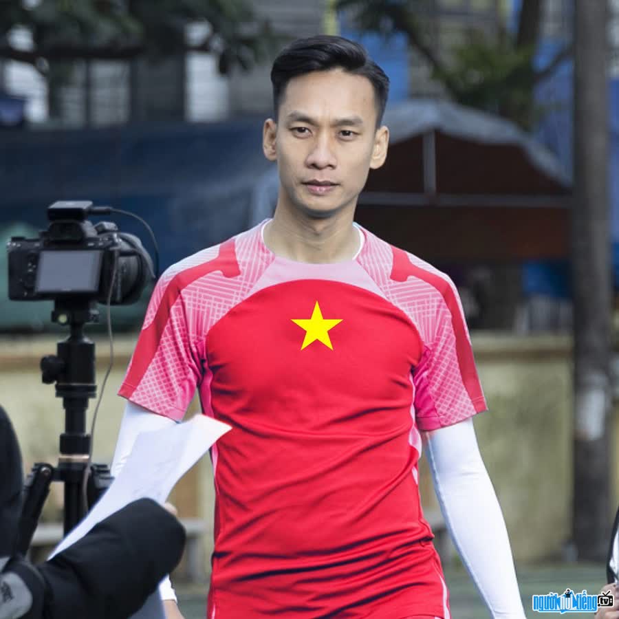 TikToker Sơn Đú lan tỏa niềm đam mê bóng đá cho khán giả