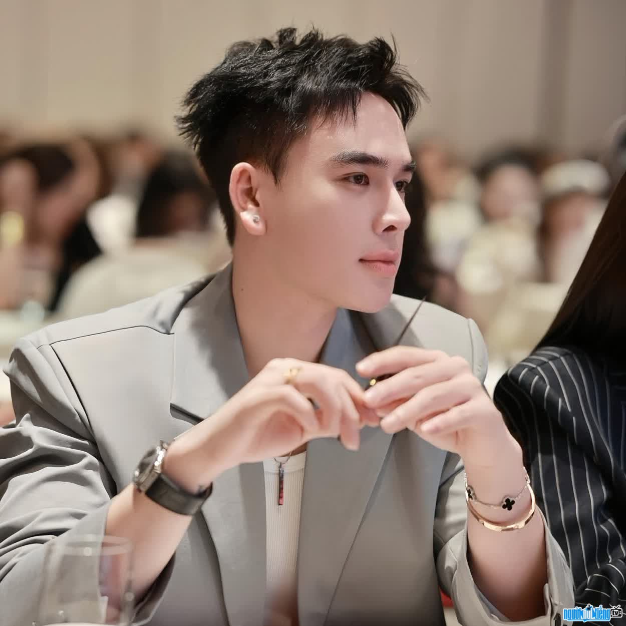 Hình ảnh Thiên Tường điển trai tài năng