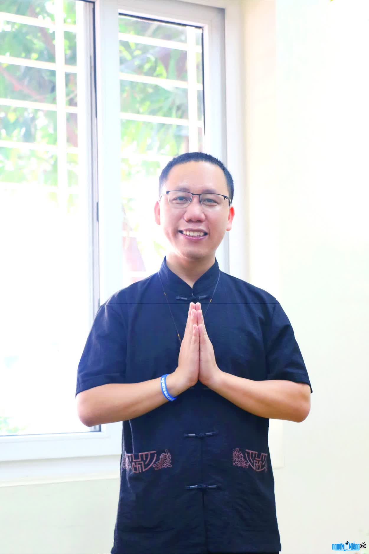 Hình ảnh Lương Đình Khoa bén duyên với phật pháp