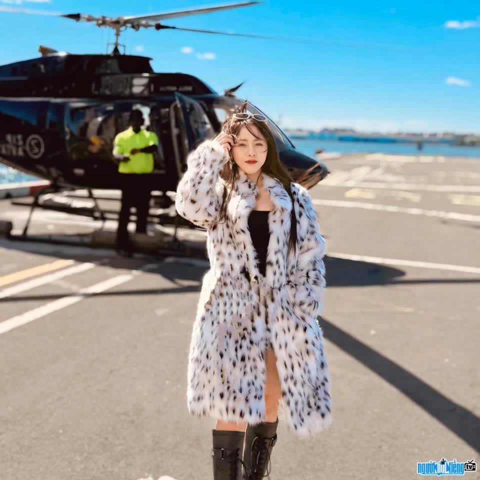 Hình ảnh CEO Thùy Dương xinh đẹp tài năng