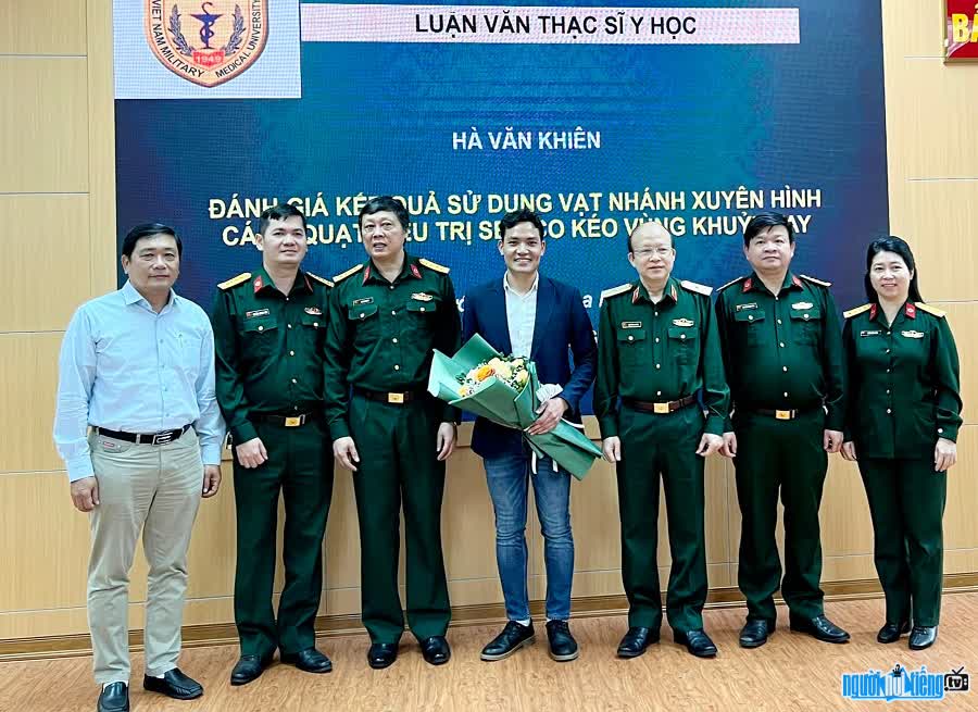 Bác sĩ Hà Văn Khiên bảo vệ luận văn Thạc sĩ