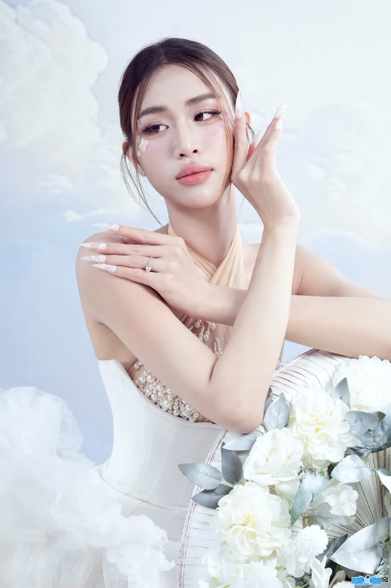 Hình ảnh mới nhất của người mẫu Nguyễn Cao Minh Anh