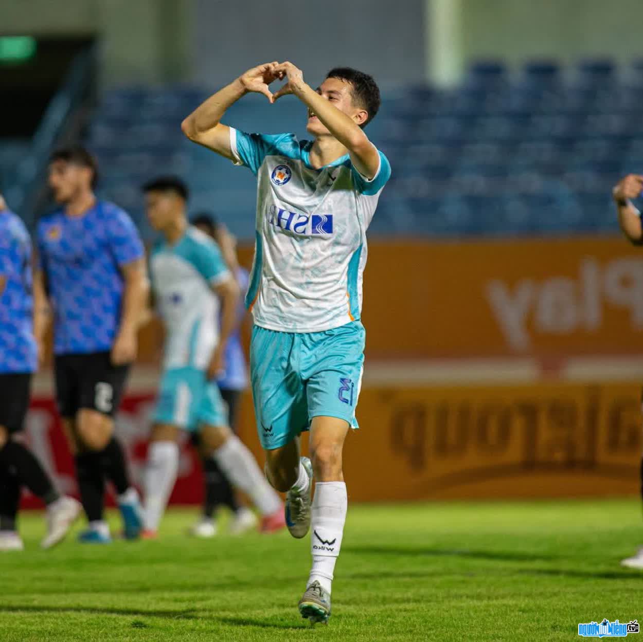 Hình ảnh Vadim Nguyễn trên sân cỏ