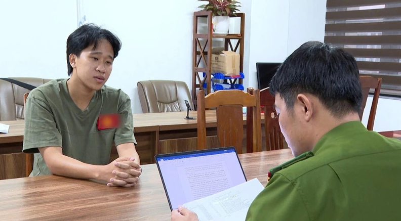 TikToker Đào Quang Hà tại cơ quan điều tra