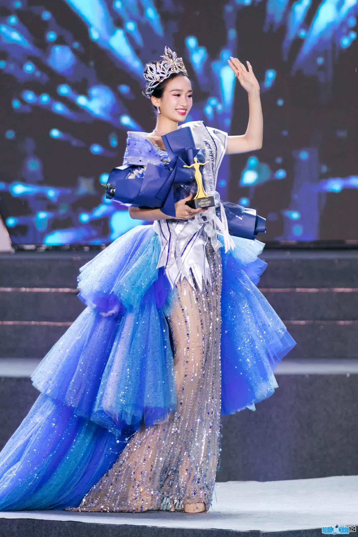 Hình ảnh Dương Trà Giang giành ngôi vị Hoa hậu Sinh viên Việt Nam 2024