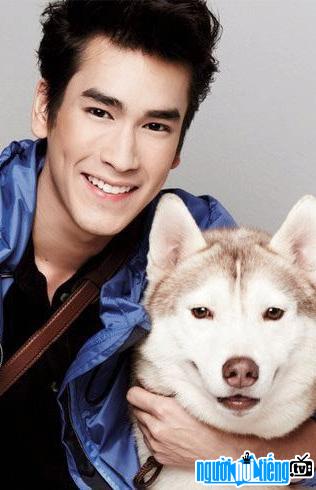 Nadech Kugimiya is a favorite actor in many Asian countries