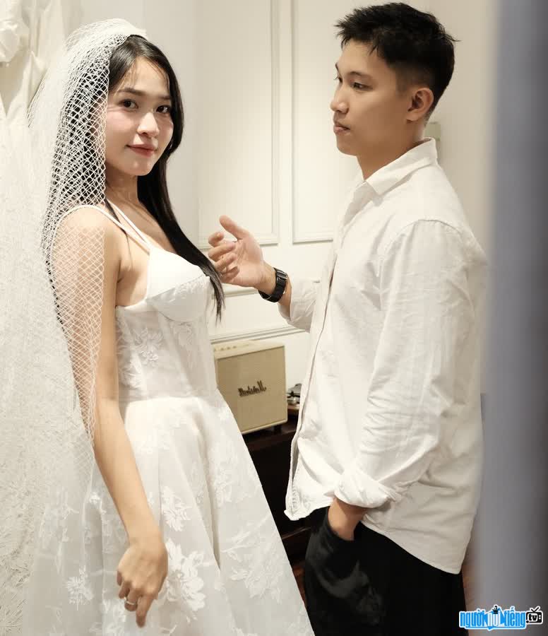 Image of Thuyen & Liem