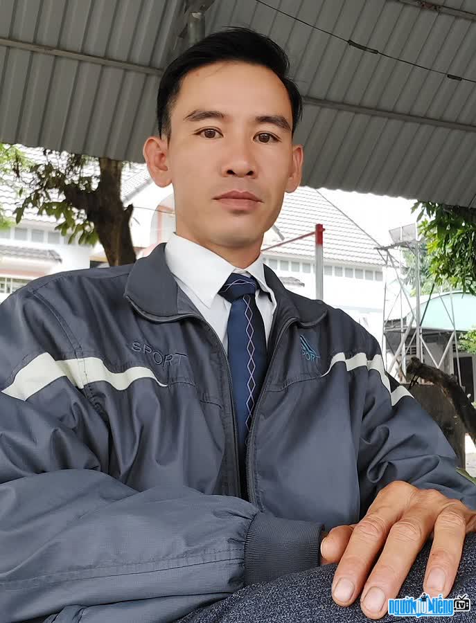 Image of Nguyen Viet Thong