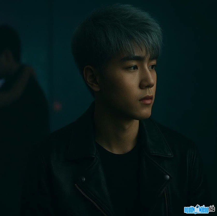 Image of singer Vuong Lam