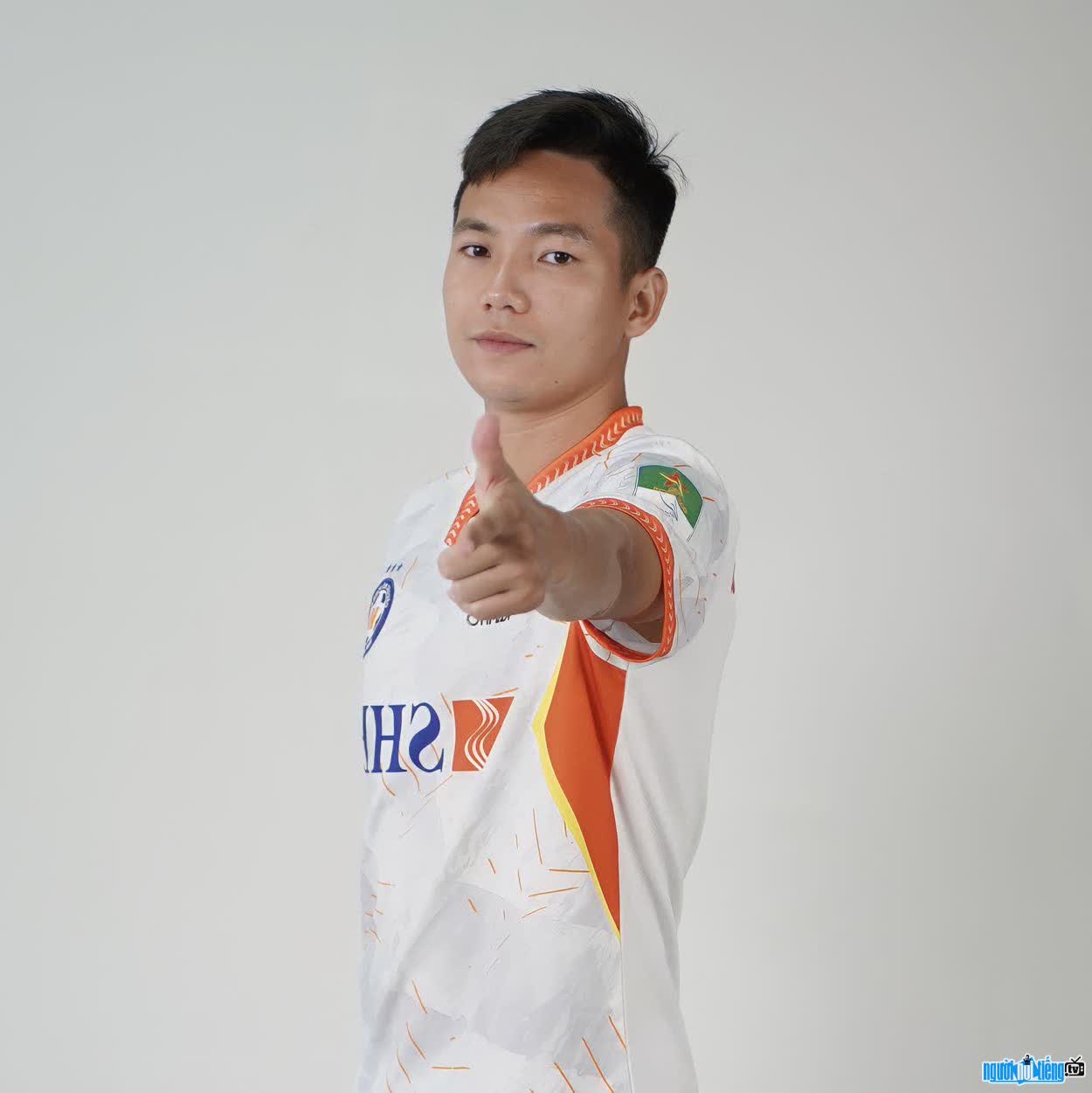 Image of player Nguyen Huu Dung