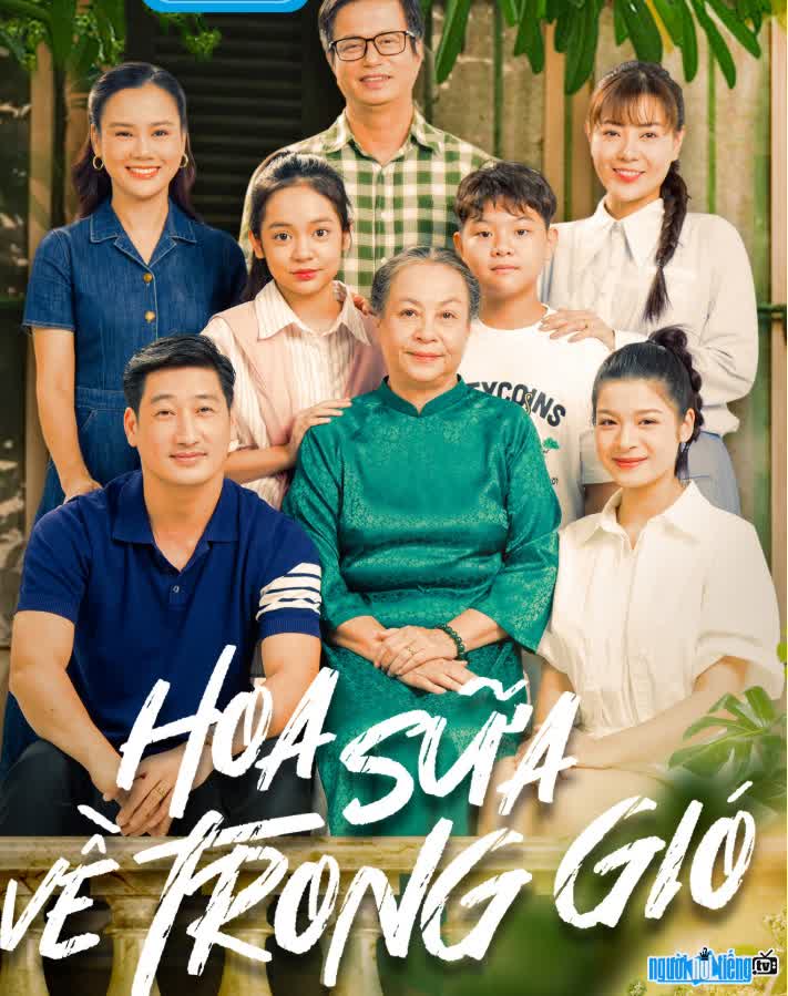 Image of Hoa Sua Ve Trong Gio