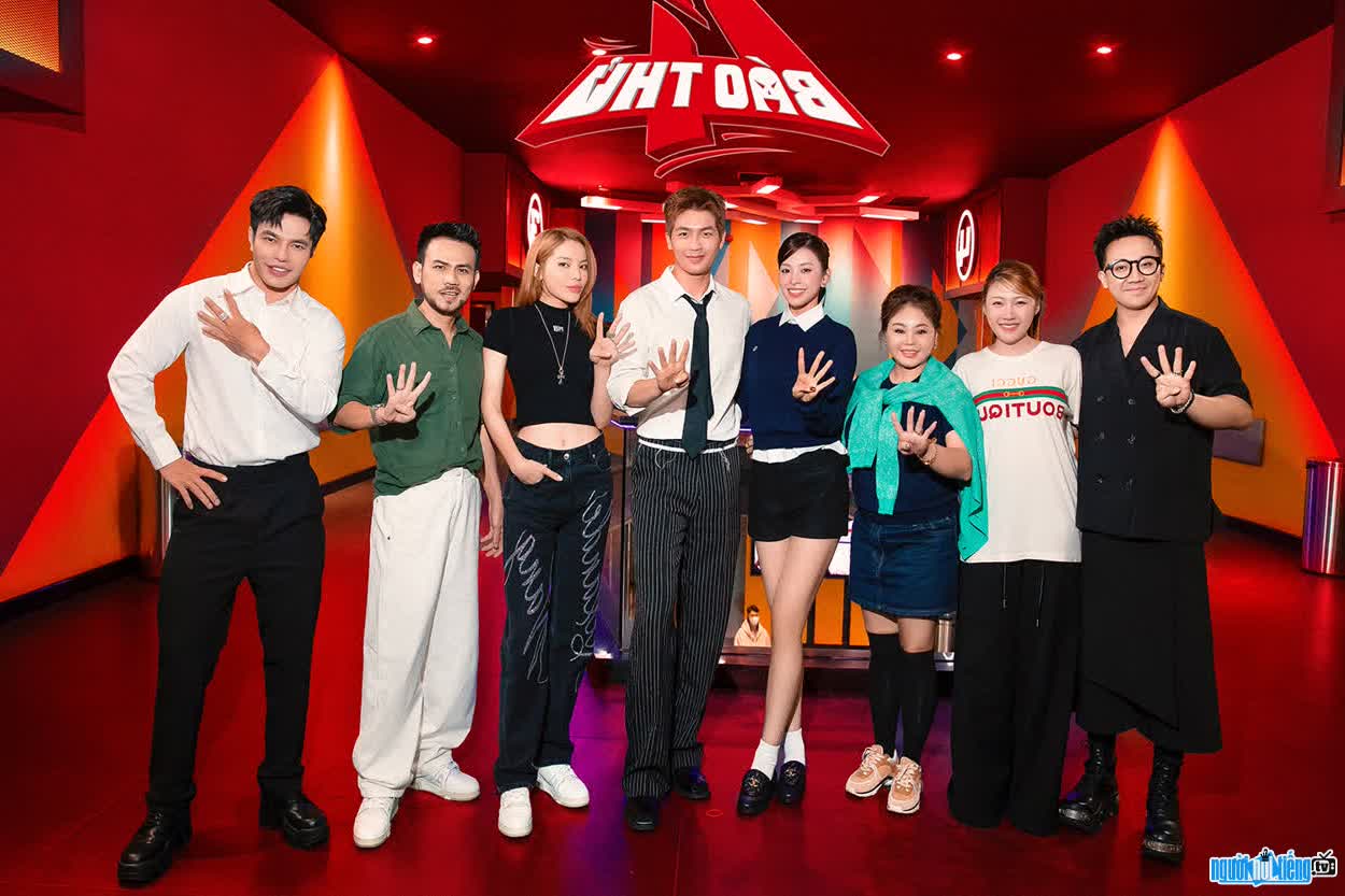 Ảnh của Bộ Tứ Báo Thủ