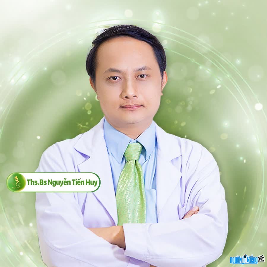 Chân dung bác sĩ Nguyễn Tiến Huy