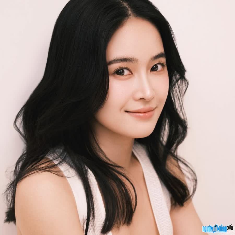 Diễn viên Trần Thiên Tú tài năng và xinh đẹp