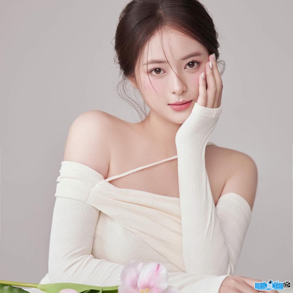 Hình ảnh diễn viên trẻ Nguyễn Thị Trinh
