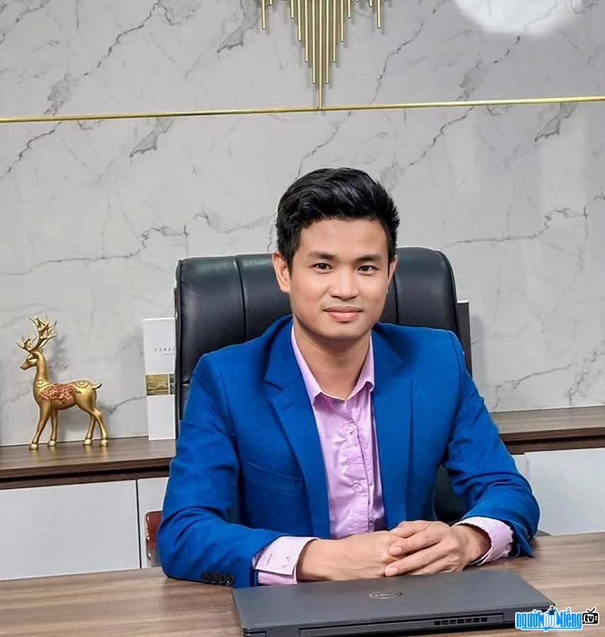 Diễn viên Bùi Văn Hoàn vào vai tổng tài