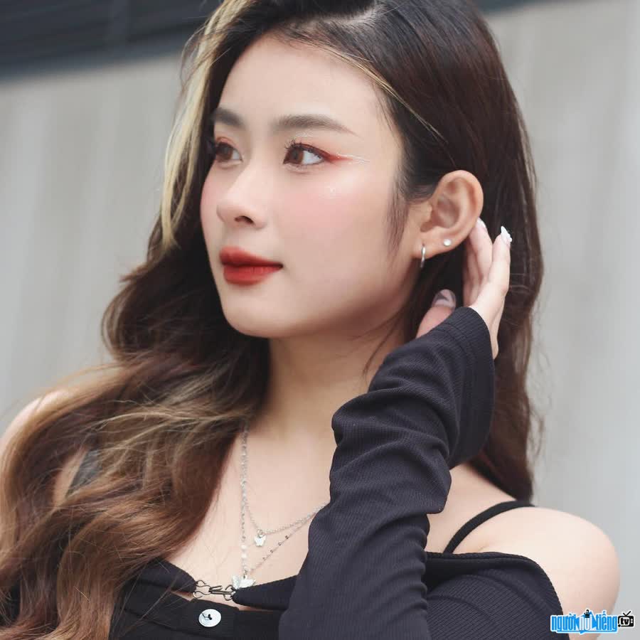 Diễn viên Mya Trương (Trương Thảo My) xinh đẹp và cá tính