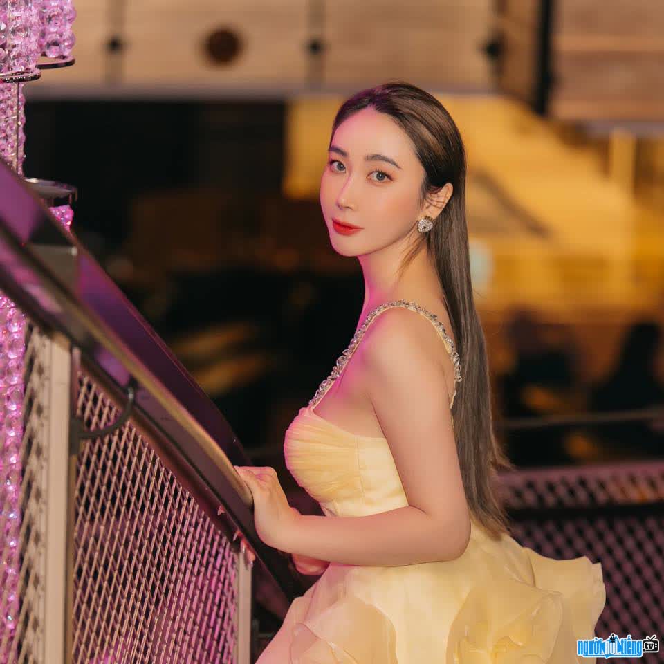 Hình ảnh mới nhất Lữ Lệ Ngọc