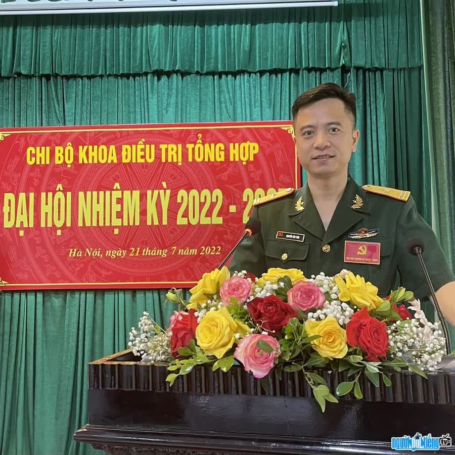 Bác sĩ Nguyễn Văn Thái tốt nghiệp Học viện Quân Y